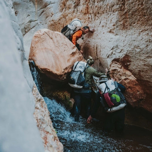 Junction 40 by Hyperlite Mountain Gear - Image 15
